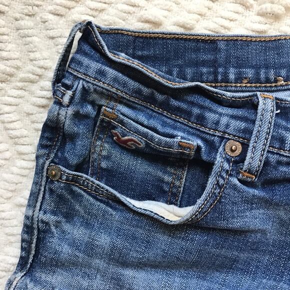 Hollister Cut Off Jean Shorts Size 3 - Picture 7 of 7